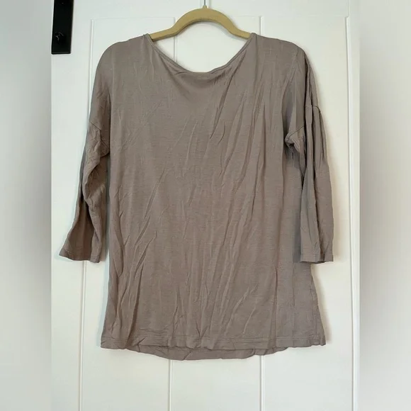 Ann Taylor Loft Tan Cowl Neck 3/4 sleeve Top - Picture 2 of 2